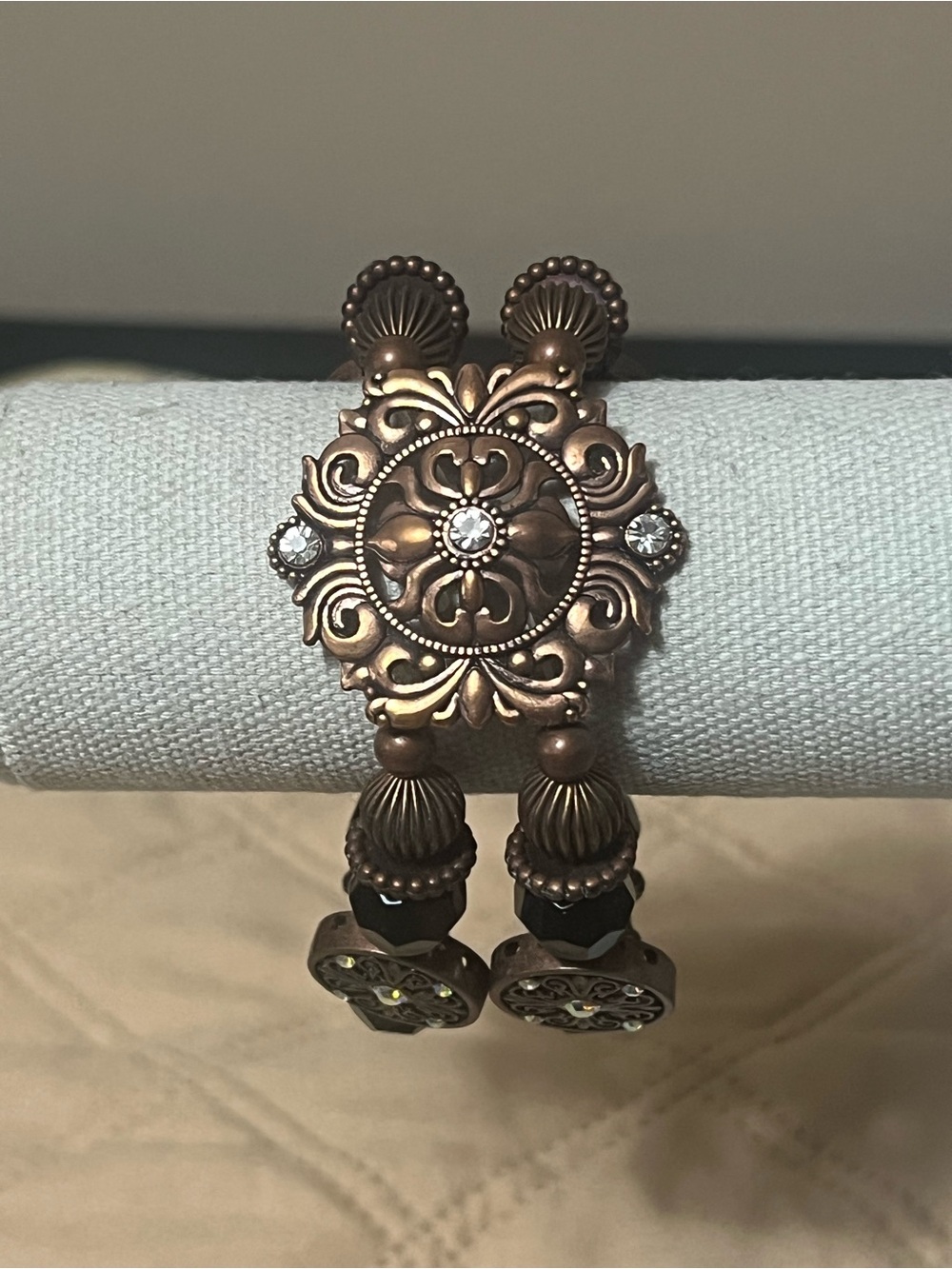 Vintage-Inspired Copper Stretch Bracelet with Clear Accents